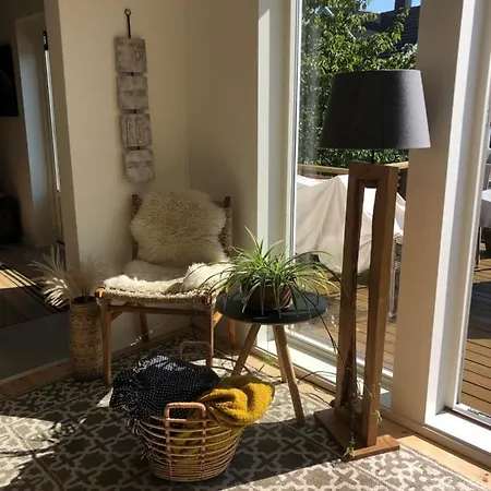 Aid Og Svein' S Sentrumsnaere Panorama Hjem