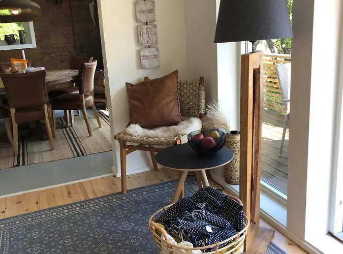 Aid Og Svein' S Sentrumsnaere Panorama Hjem *