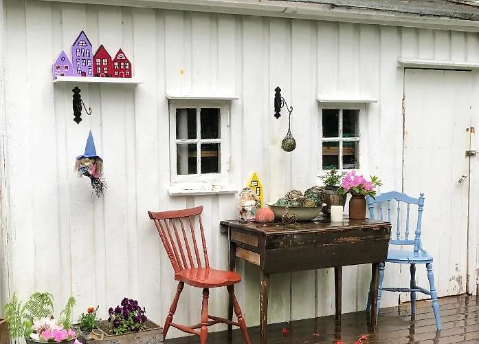 Aid Og Svein' S Sentrumsnaere Panorama Hjem *